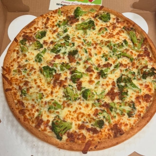 Chicken Broccoli Alfredo Pizza.